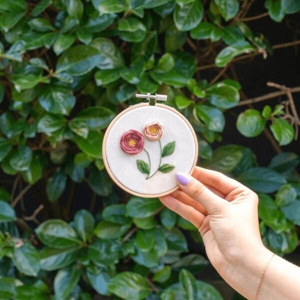 FLORAL MINIS - Embroidery Kit