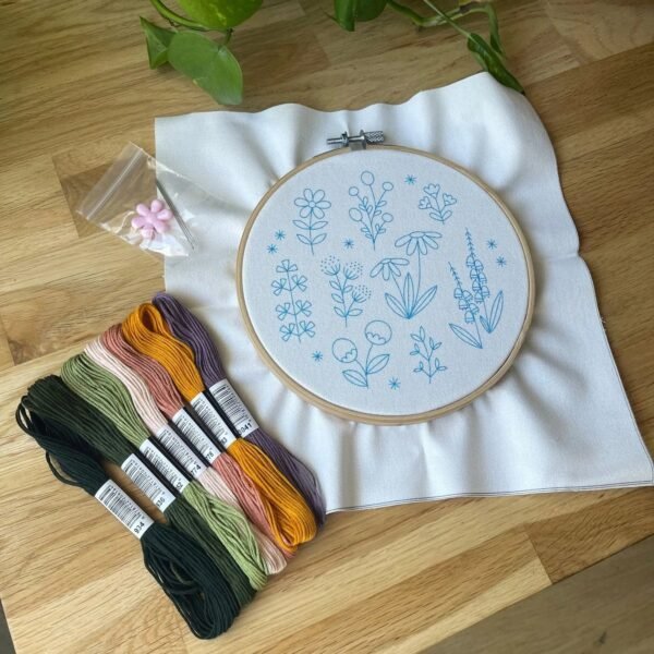 WILDFLOWER - Embroidery Kit