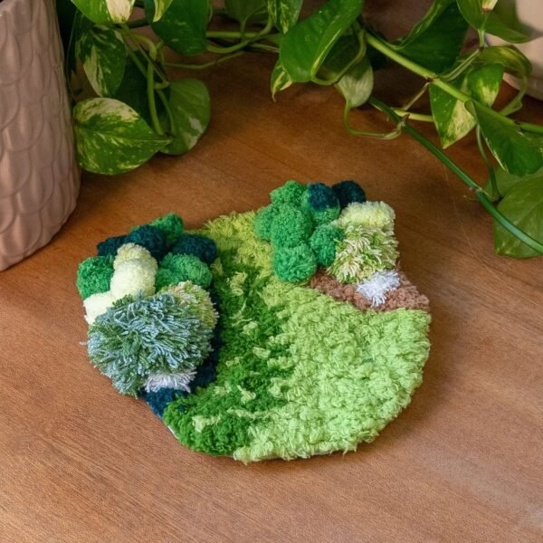 GREEN GARDEN - Latch Hook - Moss Coaster Bundle