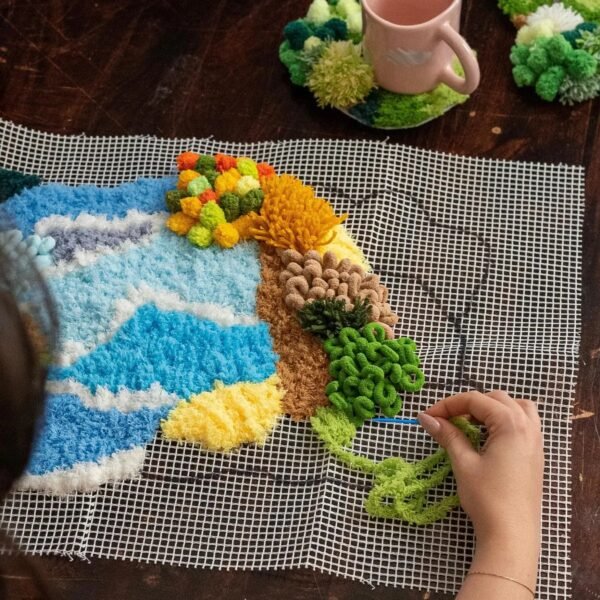 MAGICAL MOSS - Rug Making Kit-DIY Needlepoint