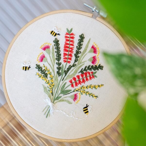 AUSTRALIAN NATIVE BOUQUET - Embroidery Kit