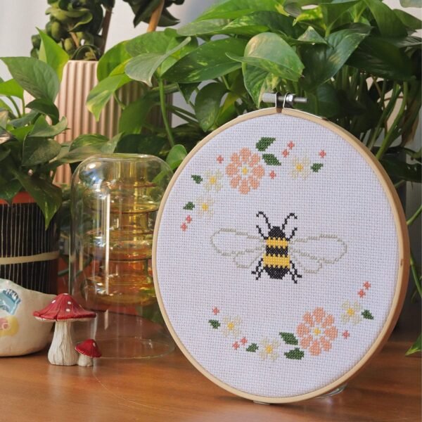 BEE - BLOSSOM - Cross Stitch Kit-Embroidery Kit for Beginners