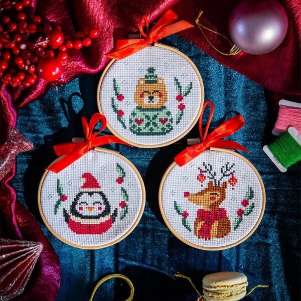 FESTIVE FRIENDS | Christmas Mini Ornaments Cross Stitch Kit-Gifts for Beginners
