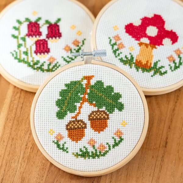 FOREST MINIS - Cross Stitch Kit-Step-by-Step Guide to Making Your Moss Rug