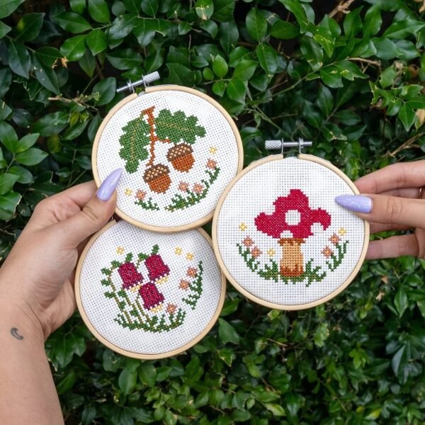 FOREST MINIS - Cross Stitch Kit-Step-by-Step Guide to Making Your Moss Rug