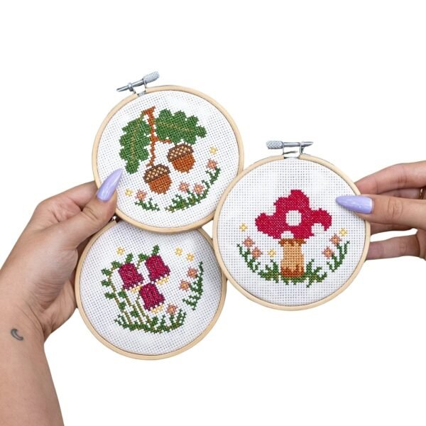 FOREST MINIS - Cross Stitch Kit-Step-by-Step Guide to Making Your Moss Rug