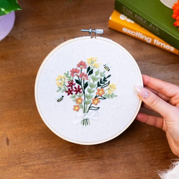 BUZZING BOUQUET - Embroidery Kit-Embroidery Kit for Beginners