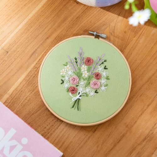 DARLING DAISY BOUQUET - Embroidery Kit-Handmade Tufting Embroidery Art