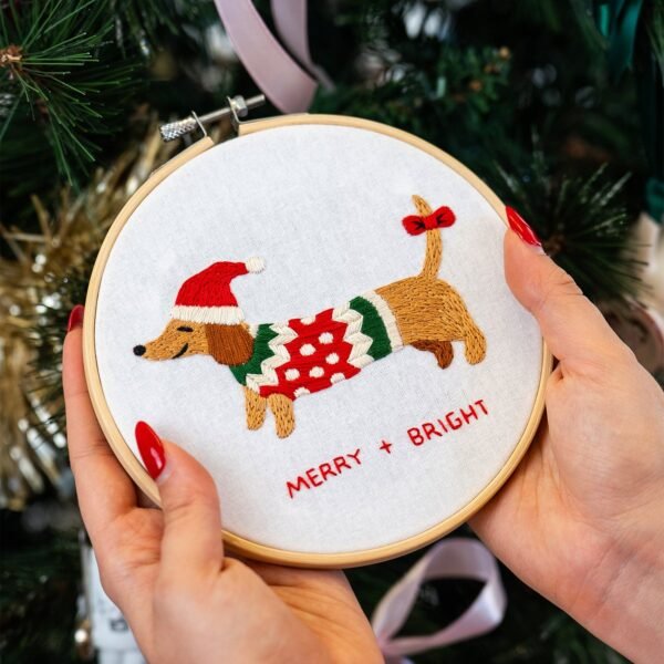 SANTA'S LITTLE HELPER - Christmas Embroidery Kit