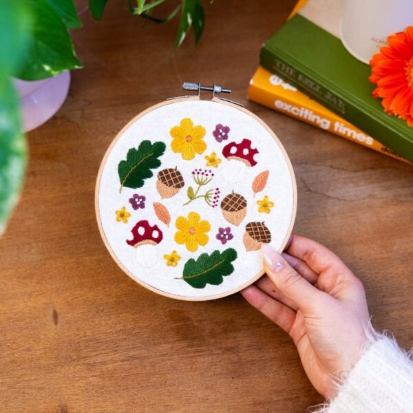 WOODLAND WONDER - Embroidery Kit