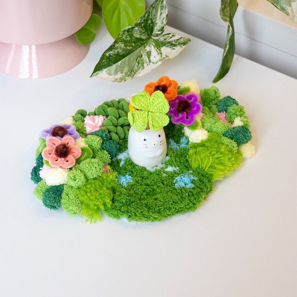 DISCO DAISY - Moss Coaster Kit- Handmade Tufting Embroidery Art for Beginners