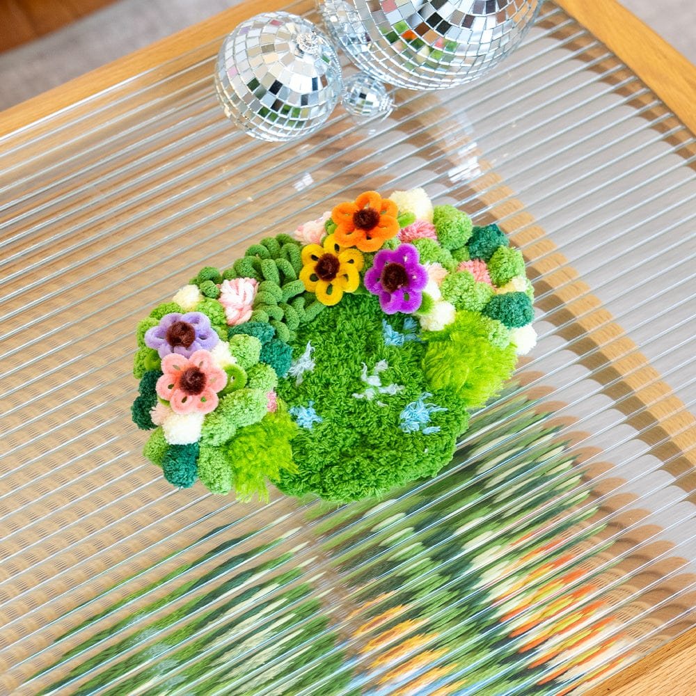 DISCO DAISY - Moss Coaster Kit- Handmade Tufting Embroidery Art for Beginners