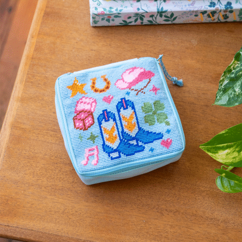 Howdy - Needlepoint Pouch Kit