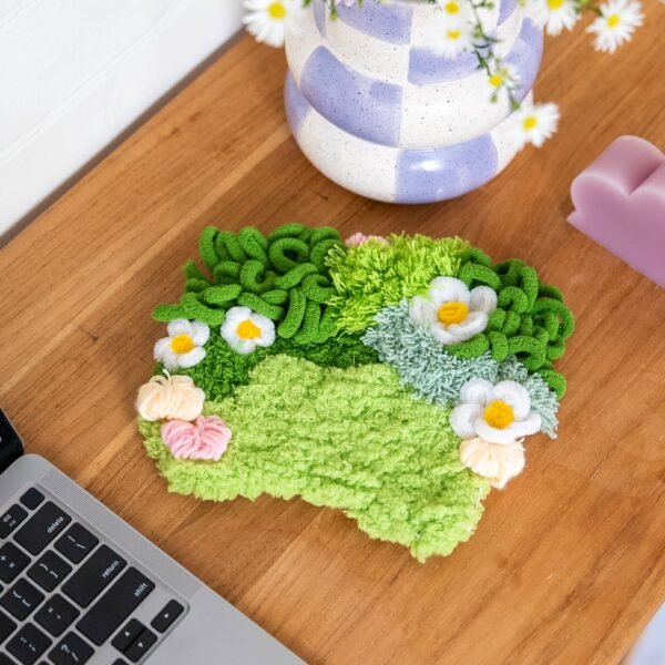 DAISY - Moss Coaster Kit-Embroidery Kit for Beginners