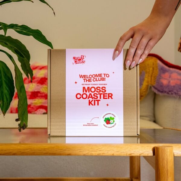 STRAWBERRY -  Moss Coaster Kit