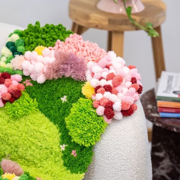 BUBBLEGUM GARDEN - Moss Rug Making Kit