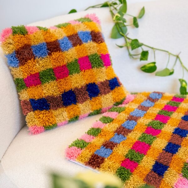 AFTERNOON TEA GINGHAM - Rug Making Kit-latch hook kits