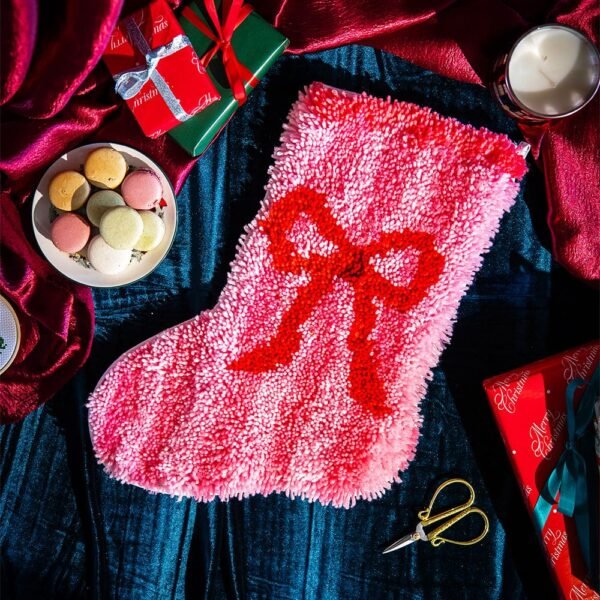 ALL WRAPPED UP - Christmas Stocking Kit-latch hook kits