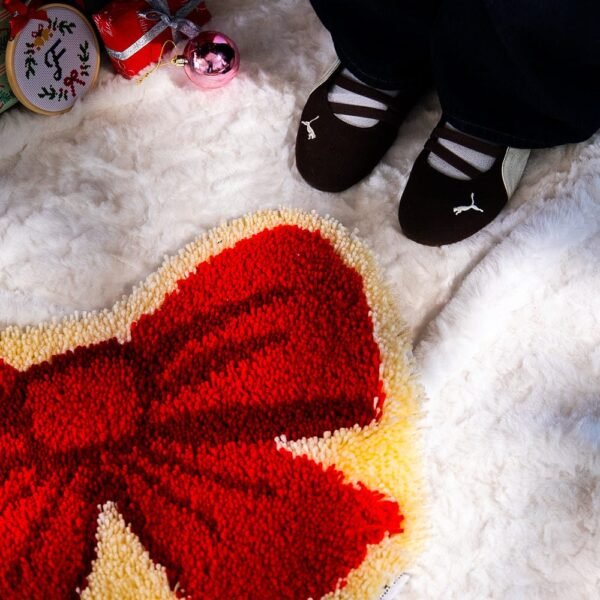 BIG RED BOW - Christmas Rug Kit-Gifts for Beginners