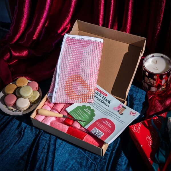 CHEERY NUTCRACKER - Christmas Cushion Kit-Gifts for Beginners