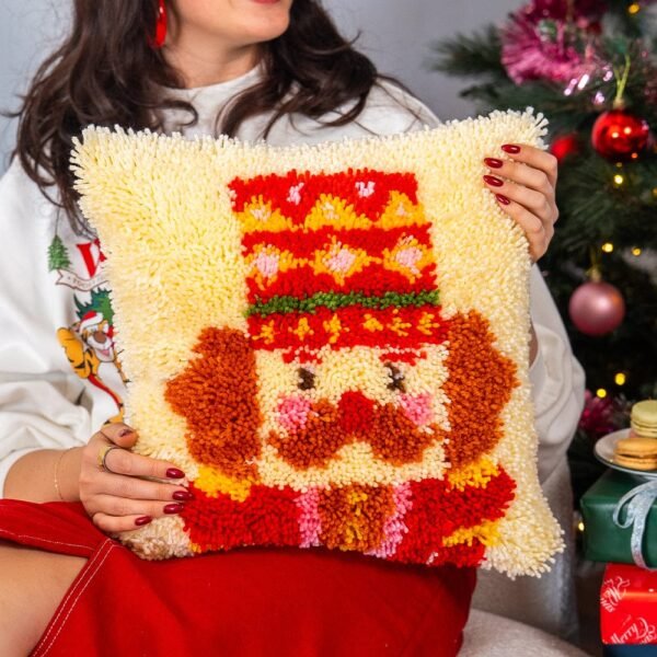 The Festive Pair - Latch Hook Cushion Bundle-Gifts for Beginners