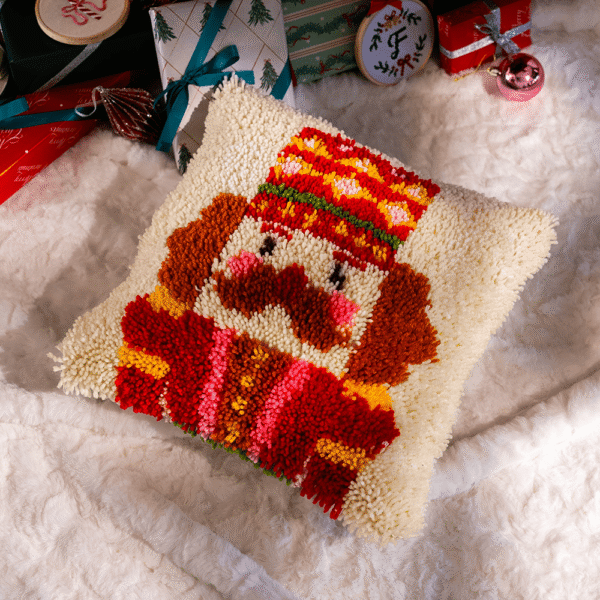 CHEERY NUTCRACKER - Christmas Cushion Kit