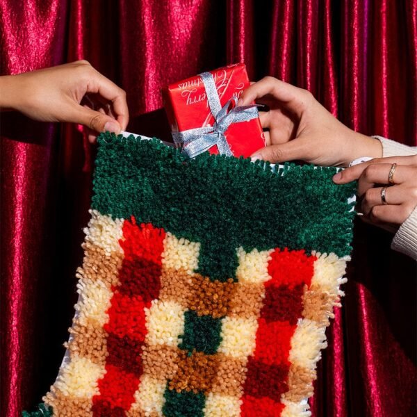 COZY PLAID - Christmas Stocking Kit