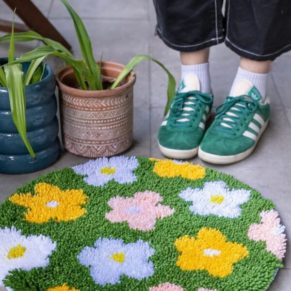 FLOWER BOMB GREEN - Rug Making Kit-Handmade Tufting Embroidery Art