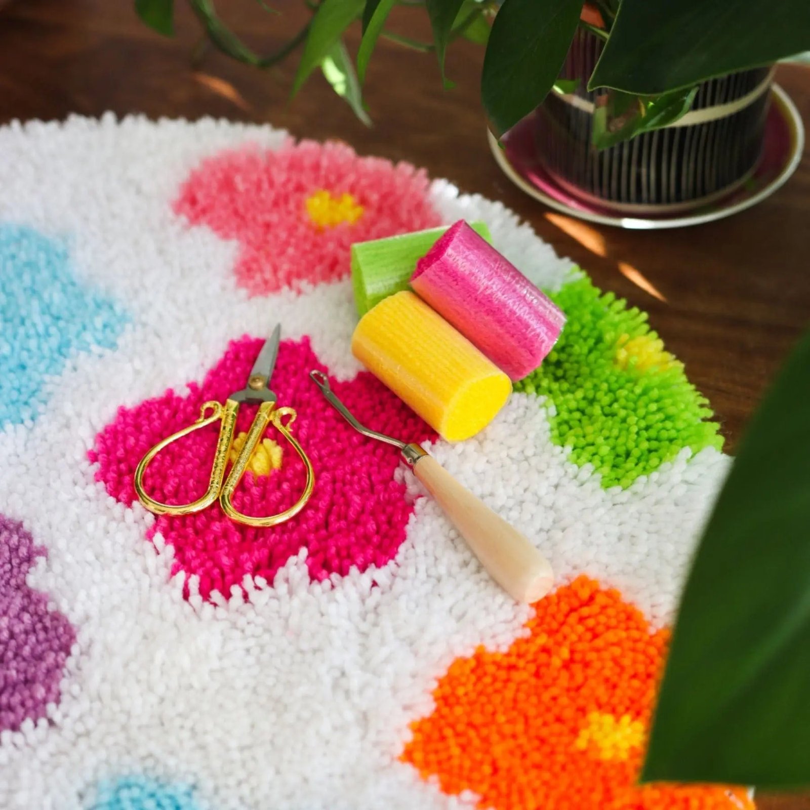 FLOWER BOMB RAINBOW - Rug Making Kit- Handmade Tufting Embroidery Art for Beginners