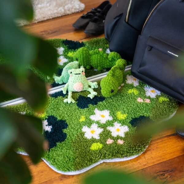 FLOWER GLADE - XL Mirror Rug Making Kit