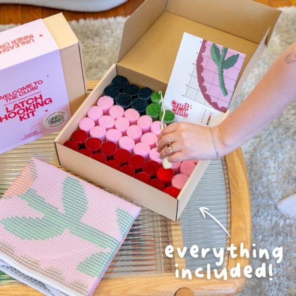 LEMONS FLOWER VASE - XL Rug Making Kit
