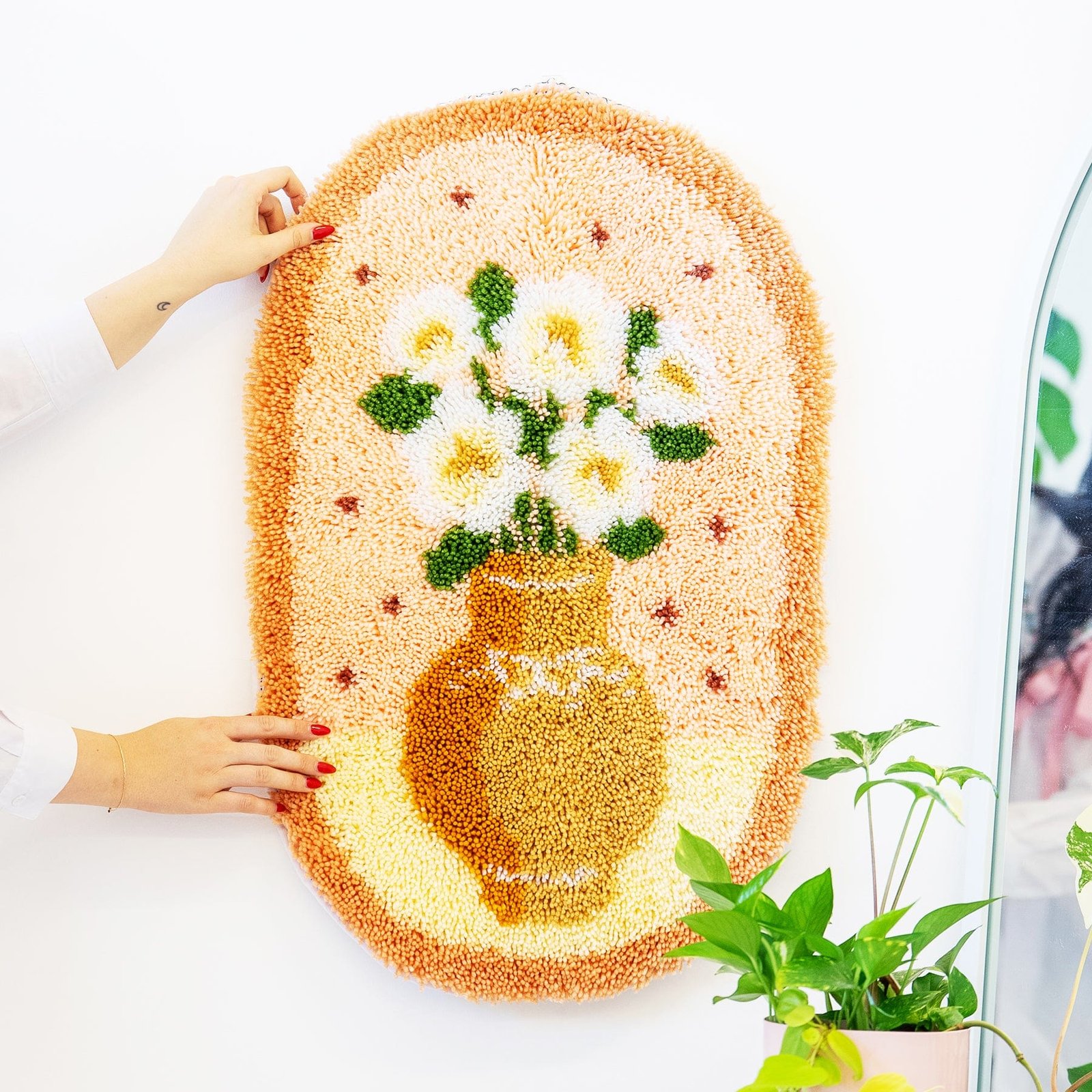 SOFT NEUTRALS - Latch Hooking Bundle-Step-by-Step Guide to Making Your Moss Rug