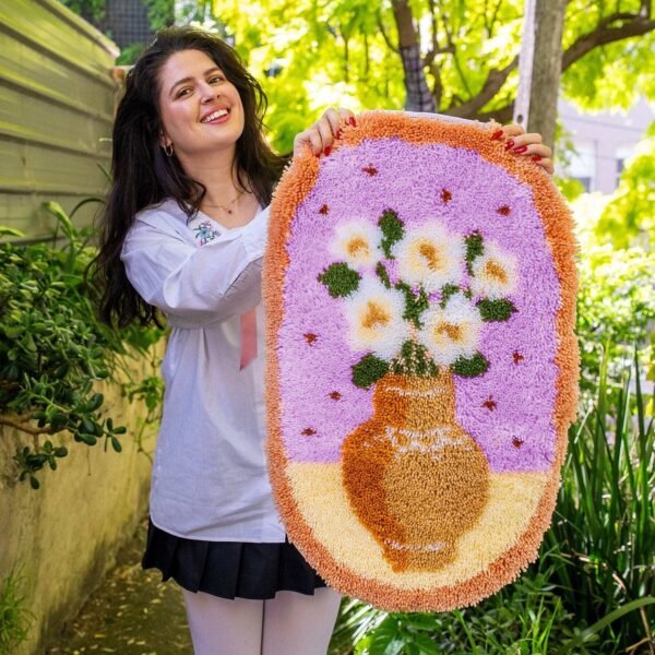 PEONIES FLOWER VASE - XL Rug Making Kit