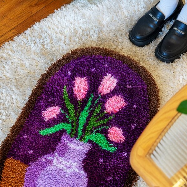TULIPS FLOWER VASE - XL Rug Making Kit