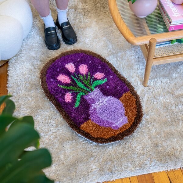 TULIPS FLOWER VASE - XL Rug Making Kit