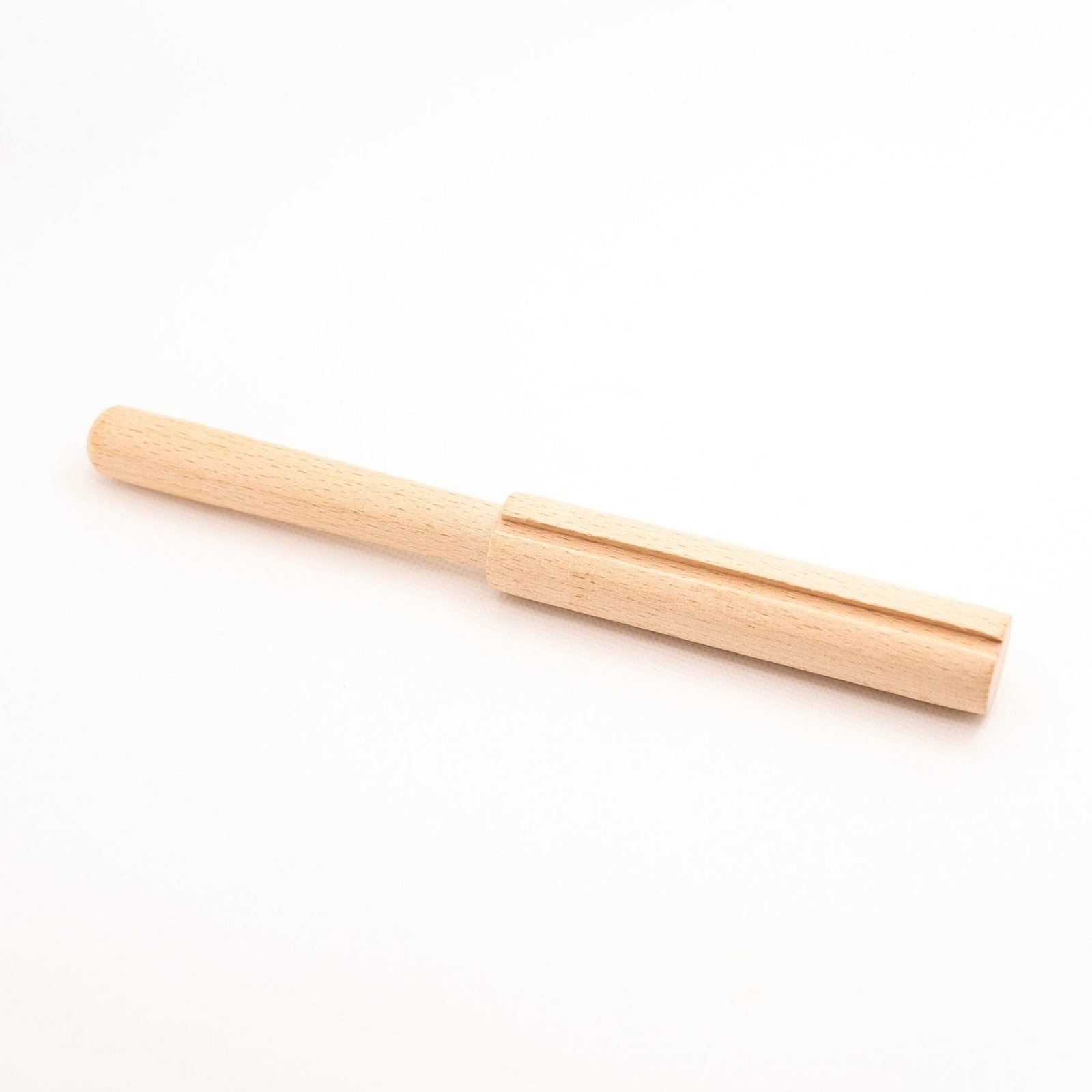 Latch-Hook Yarn Cutter - Moss Supplies-Handcrafted Mastery