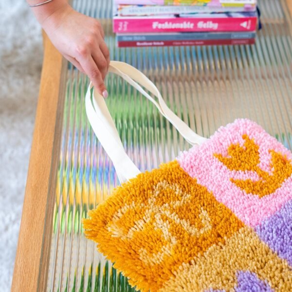 LUCKY CHARMS - Latch Hook Tote Bag