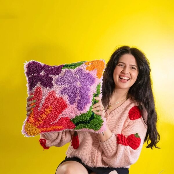 PRETTY PETALS PINK - Latch Hook Cushion Kit-latch hook kits