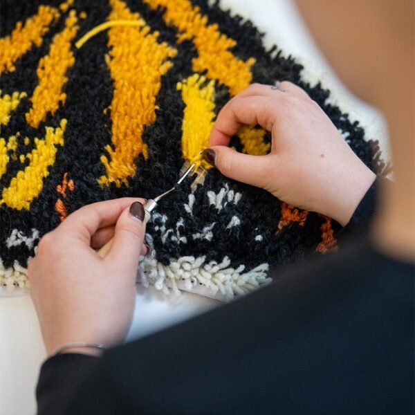 GOLDEN GARDEN - Rug Kit Bundle-Step-by-Step Guide to Making Your Moss Rug