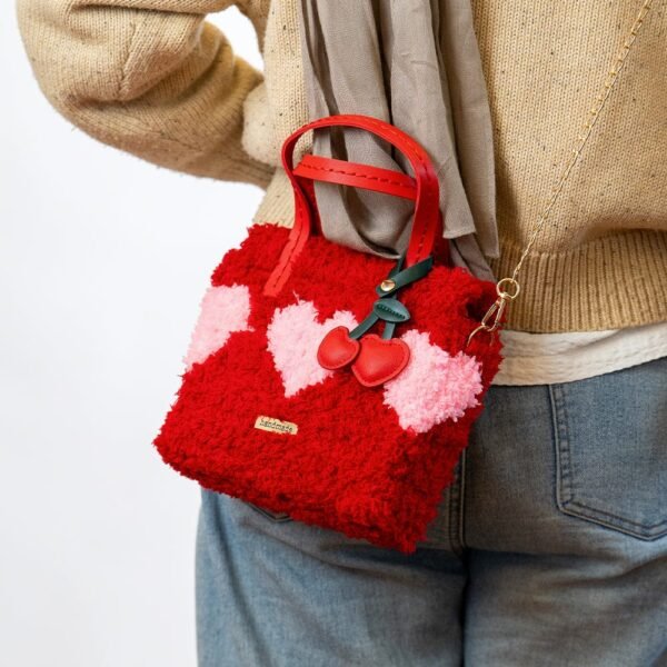 RED HEARTBREAKER - Woven Tote Bag Kit-Kit for Beginners