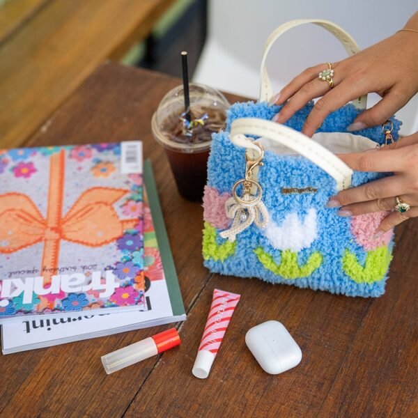 Blue Tulip - Woven Tote Bag Kit