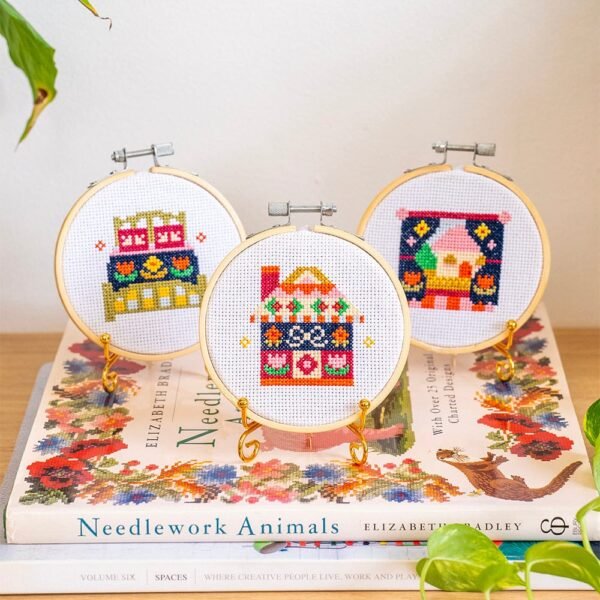 COZY COTTAGE MINIS - Cross Stitch Kit