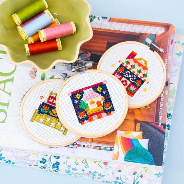 COZY COTTAGE MINIS - Cross Stitch Kit