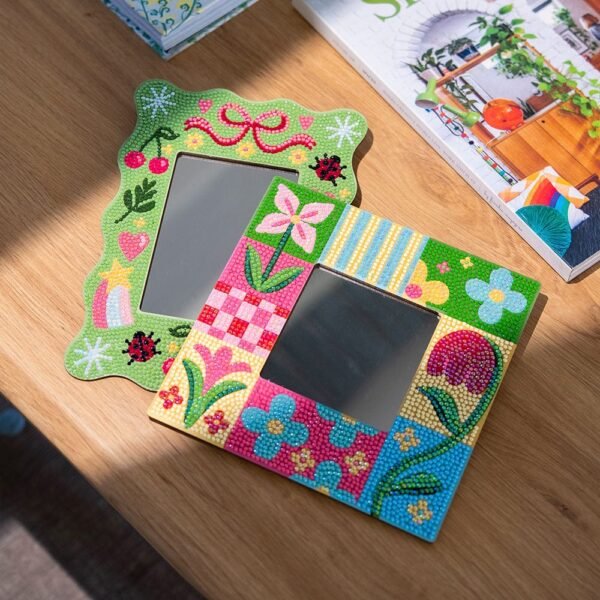 Collage Club - Diamond Painting Mirror Frame Kit