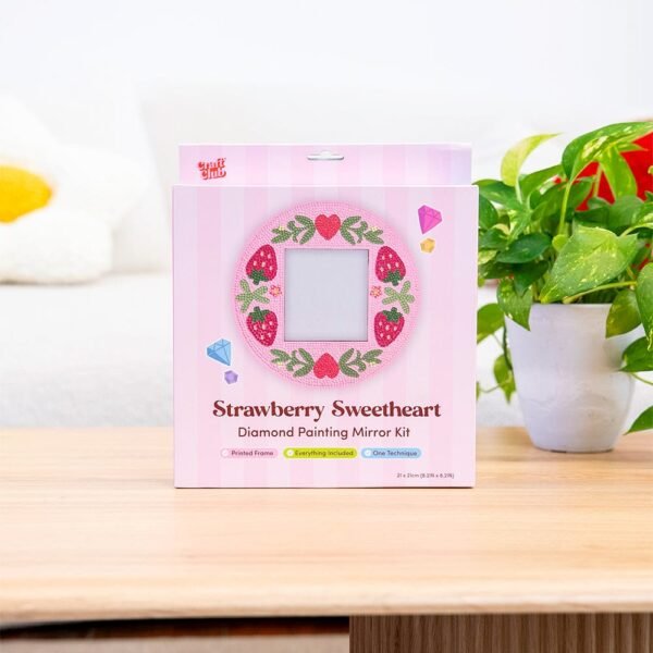 Strawberry Sweetheart - Diamond Painting Mirror Frame Kit
