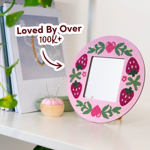 Strawberry Sweetheart - Diamond Painting Mirror Frame Kit
