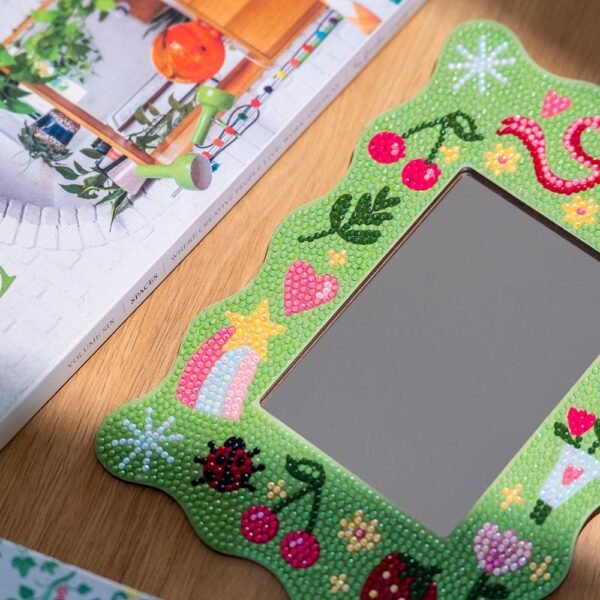 Tiny Treasures - Diamond Painting Mirror Frame Kit
