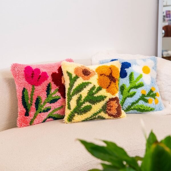 Baby Blue Wild Blooms - Latch Hook Cushion Kit