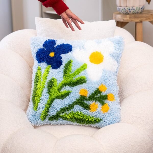 Baby Blue Wild Blooms - Latch Hook Cushion Kit