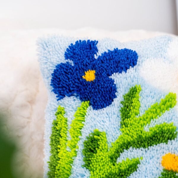 Baby Blue Wild Blooms - Latch Hook Cushion Kit